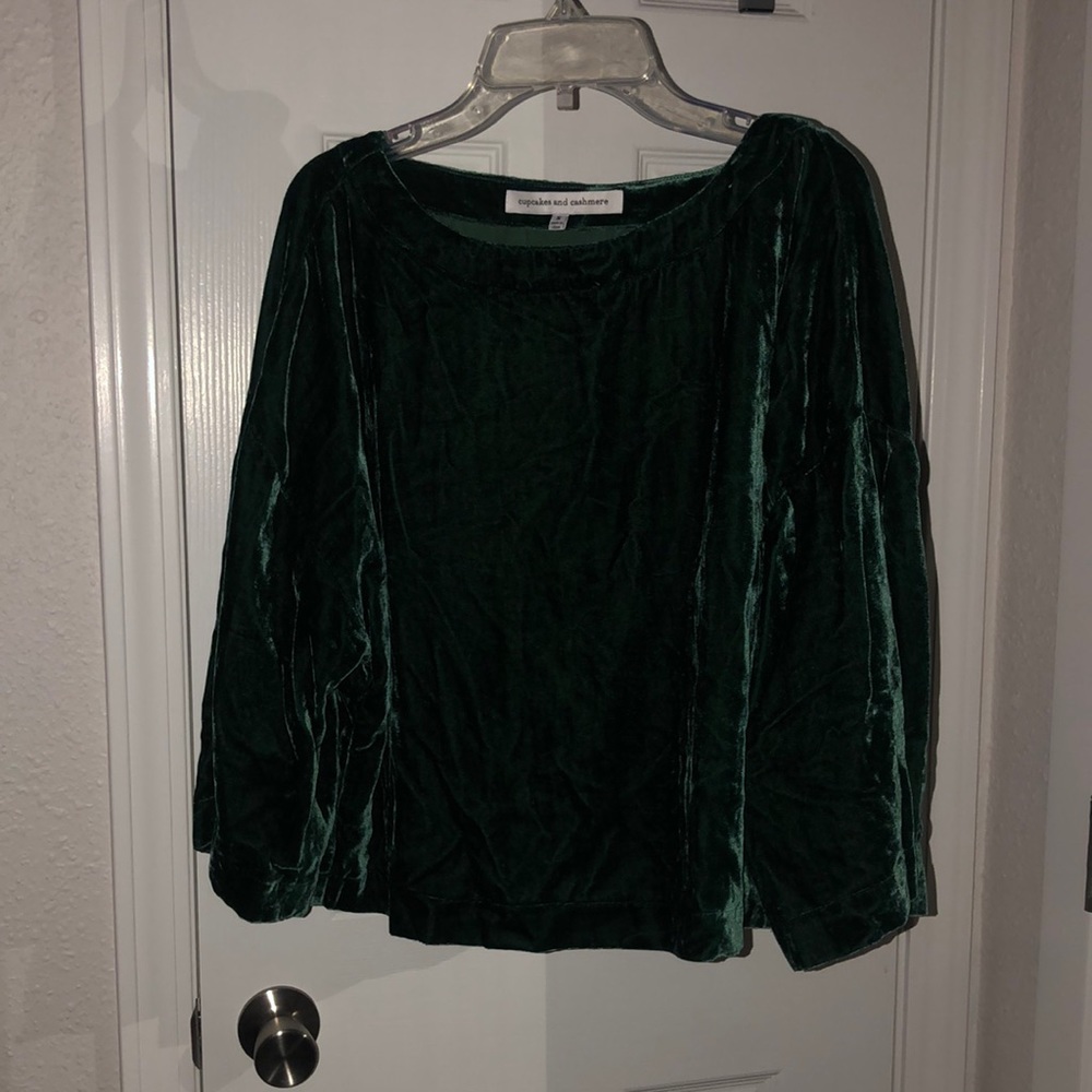 Velvet top